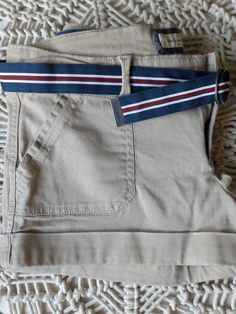 Abercrombie & Fitch Beige Flat-Front Women's Shorts with Navy Stripe Belt